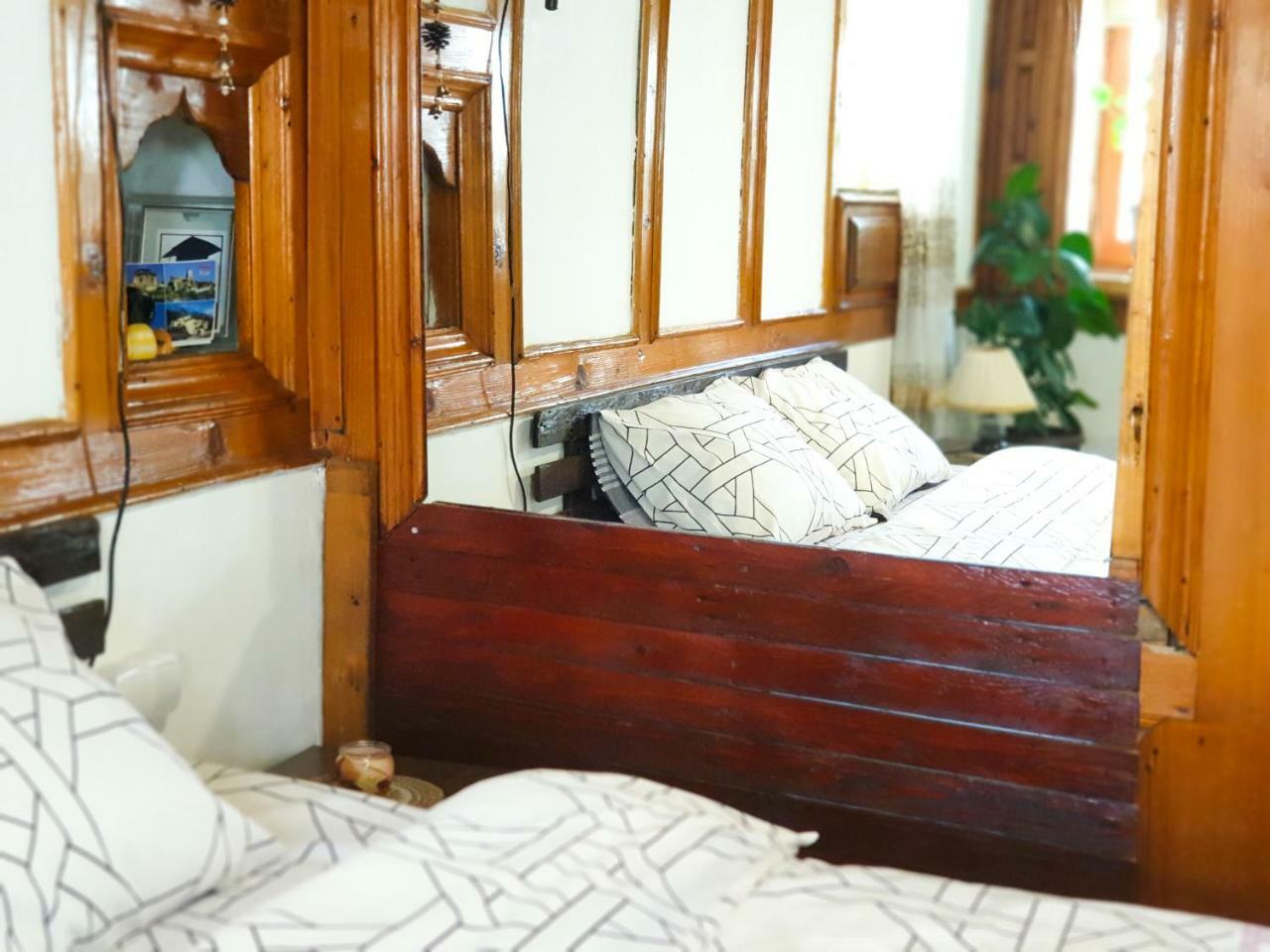 Kulla Dula Guesthouse Gjakova Eksteriør billede
