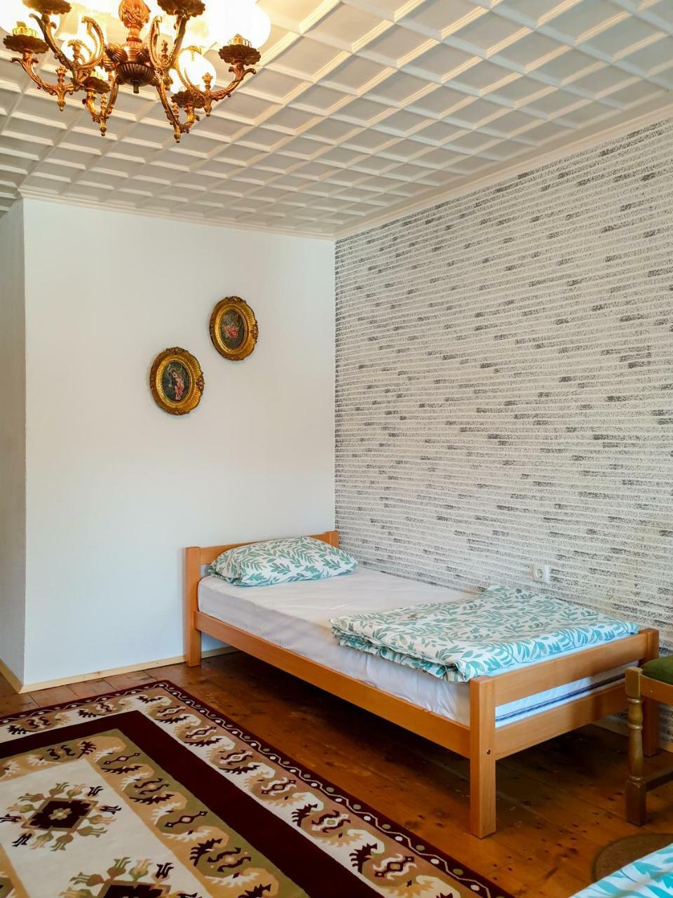 Kulla Dula Guesthouse Gjakova Eksteriør billede